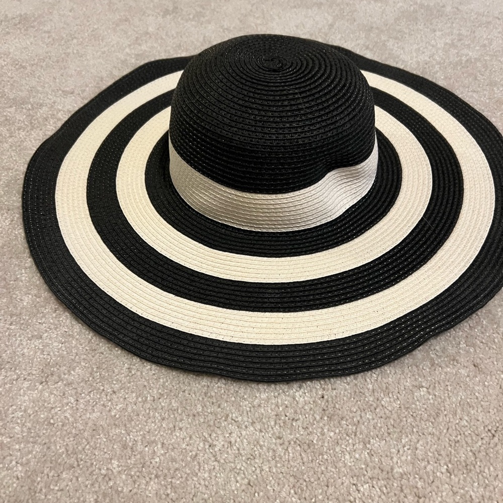 Target Black and White Striped Hat
